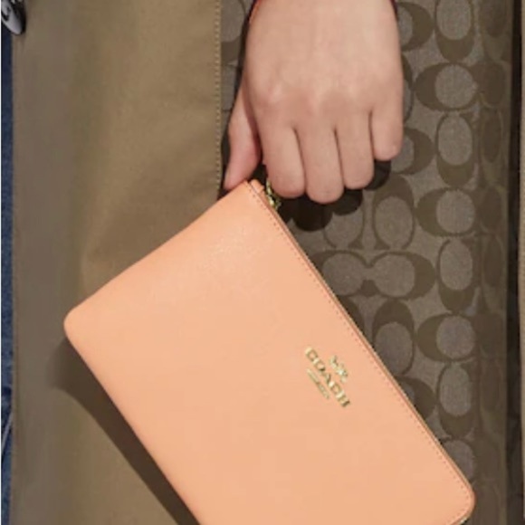 Coach Large Corner Zip Wristlet in Faded Blush - Picture 5 of 5